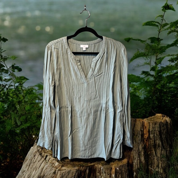 J. Jill 2-Tone Sage Green Subtle Stripe Print Rayon Top with Pintucking - Picture 4 of 13